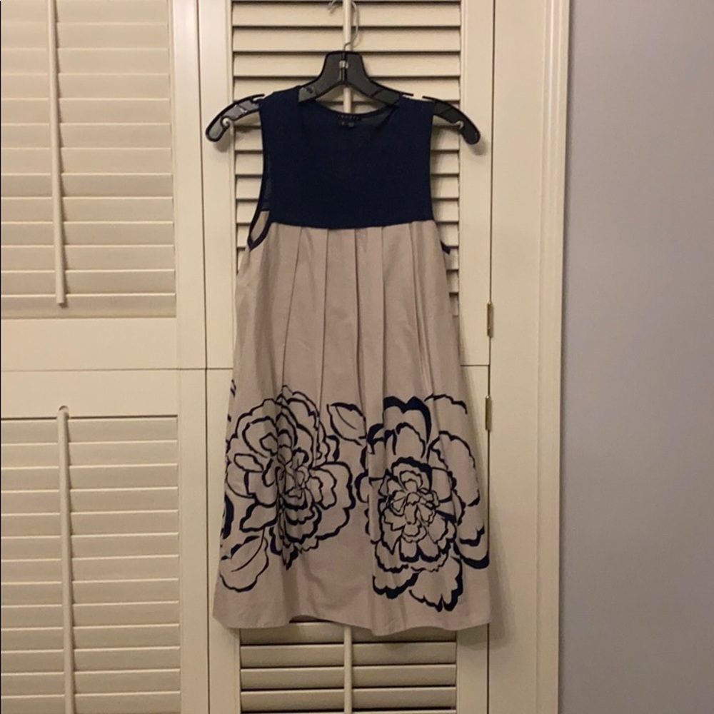 Theory super cute summer dress!